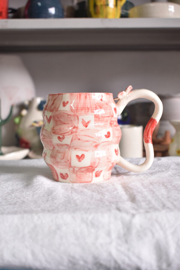Mug cerámico modelado en torno
